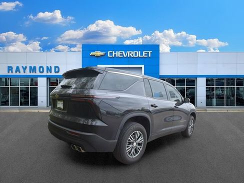 Certified 2024 Chevrolet Traverse LS w/ LPO, Floor Liner Package FWD image 4