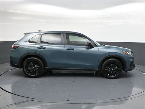 New 2026 Honda HR-V Sport image 7