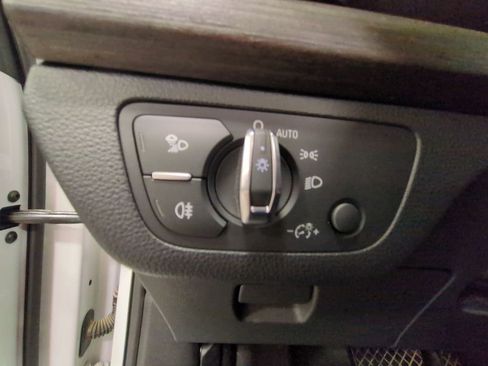 Used 2024 Audi Q5 2.0T Premium Plus image 11