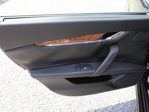 Used 2014 Maserati Quattroporte S Q4 AWD/4WD image 23