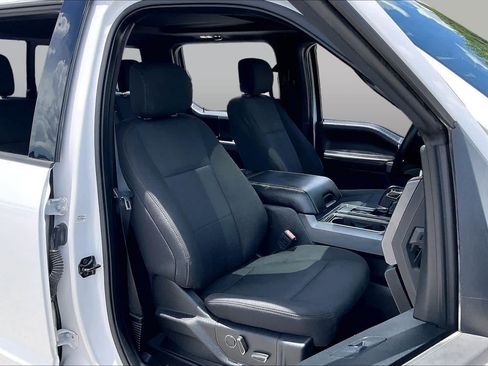 Used 2018 Ford F150 XLT w/ Equipment Group 302A Luxury RWD image 9
