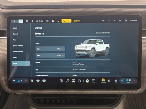 Used 2023 Rivian R1T Adventure AWD/4WD image 27