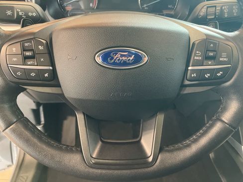 Used 2020 Ford Explorer XLT w/ Equipment Group 202A image 17