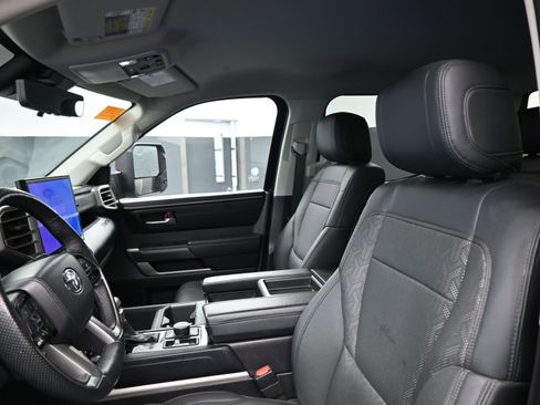 Used 2023 Toyota Tundra SR5 w/ SR5 Premium Package image 16