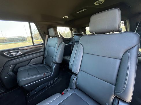 Used 2023 Chevrolet Tahoe Z71 w/ Luxury Package image 25