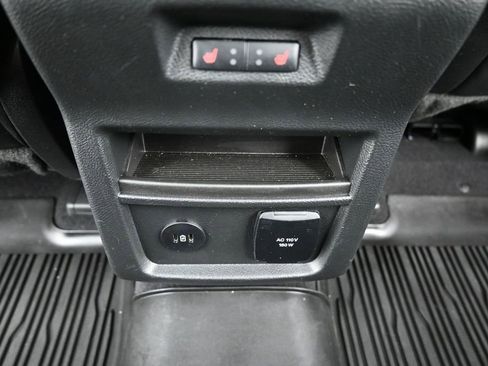 Used 2024 Ford Edge Titanium w/ Equipment Group 301A AWD/4WD image 30