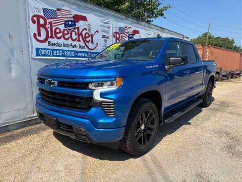 Used 2023 Chevrolet Silverado 1500 RST w/ Convenience Package II AWD/4WD image 6