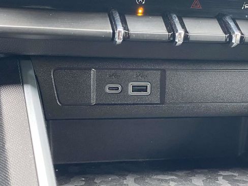 Used 2024 Chevrolet Colorado Trail Boss w/ Advanced Trailering Package image 30