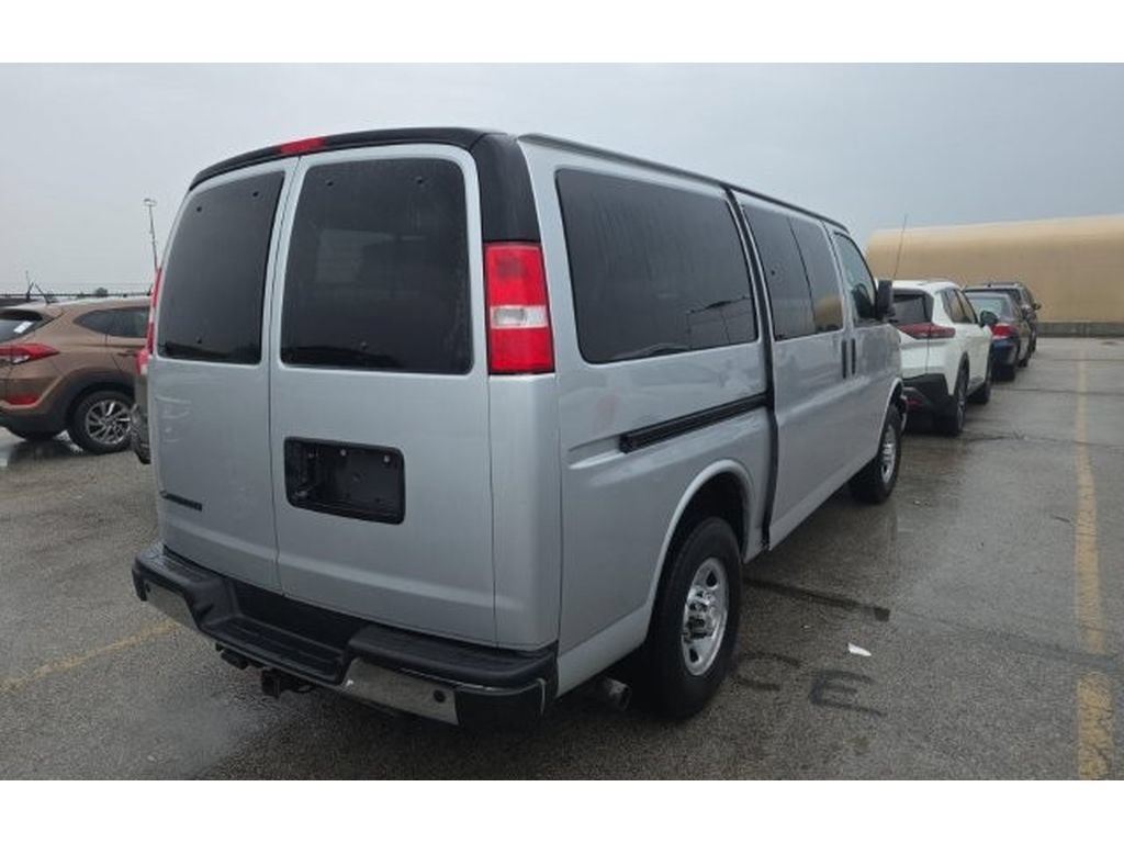 Used 2023 Chevrolet Express 2500 LS w/ Driver Convenience Package RWD image 3