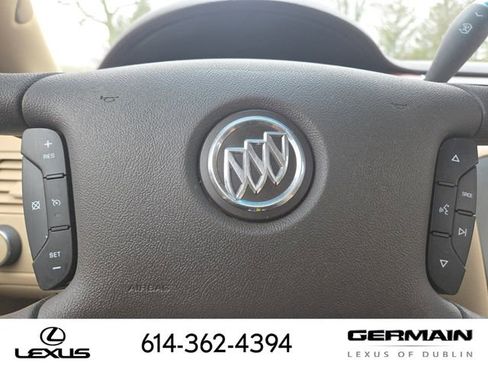 Used 2007 Buick Lucerne CX image 32