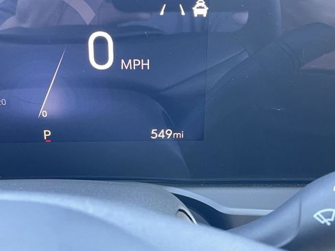 Used 2025 Buick Envista Sport Touring w/ Convenience I Package FWD image 3