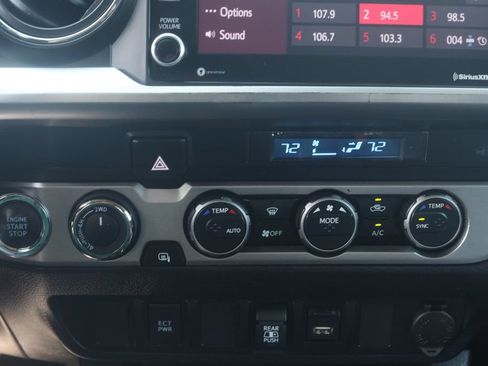 Used 2023 Toyota Tacoma SR5 AWD/4WD image 10