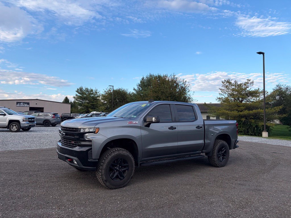 Used 2021 Chevrolet Silverado 1500 LT Trail Boss w/ Convenience Package II AWD/4WD image 2