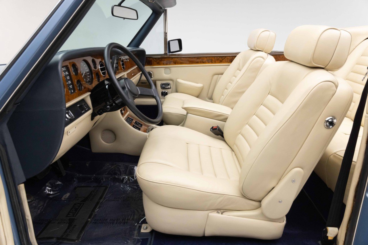 Used 1989 Rolls-Royce Corniche II RWD image 20