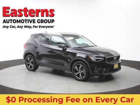 Used 2023 Volvo XC40 B5 Plus AWD/4WD image 49