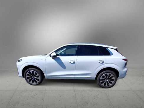 New 2026 Audi Q3 quattro 2.0T AWD/4WD image 5