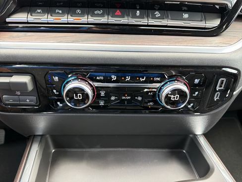 New 2026 GMC Sierra 1500 SLT w/ SLT Premium Plus Package AWD/4WD image 14