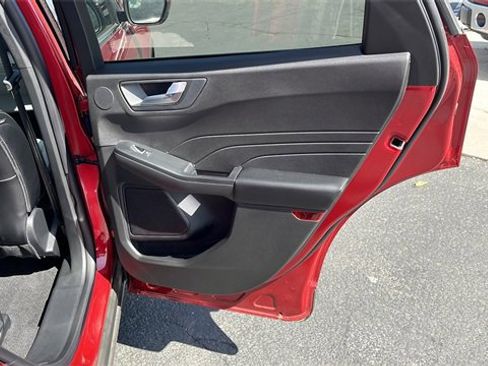 Used 2024 Ford Escape SE w/ PHEV Premium Package FWD image 11