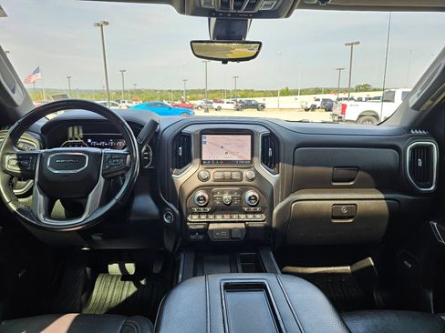 Used 2020 GMC Sierra 1500 Denali w/ Denali Ultimate Package AWD/4WD image 31