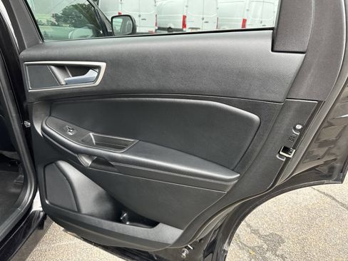 Used 2024 Ford Edge SEL image 17