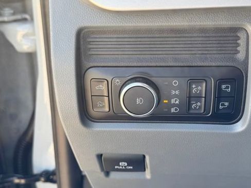 New 2026 Ford F250 XLT w/ XLT Premium Package AWD/4WD image 34
