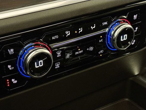 New 2026 GMC Sierra 1500 SLT w/ SLT Premium Package image 16