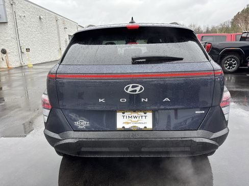 Used 2025 Hyundai Kona SEL image 24