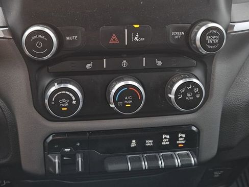 Used 2024 RAM 1500 Big Horn image 18