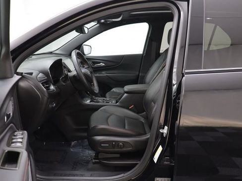 Certified 2023 Chevrolet Equinox RS w/ RS Leather Package image 6