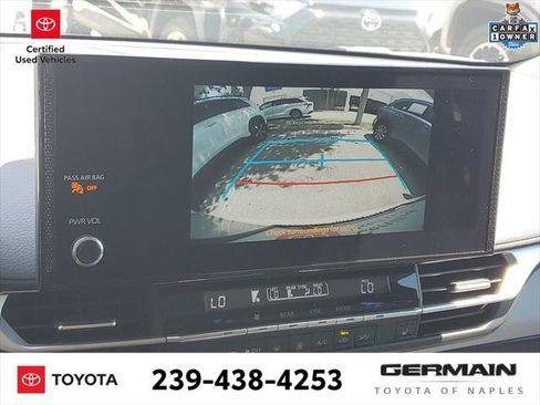 Certified 2025 Toyota Sienna XLE FWD image 26