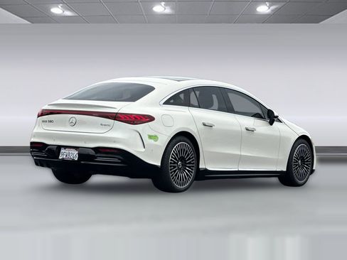 Certified 2023 Mercedes-Benz EQS 580 4MATIC Sedan image 8