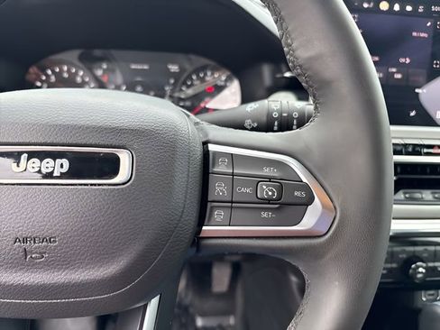 Used 2024 Jeep Compass Limited image 22