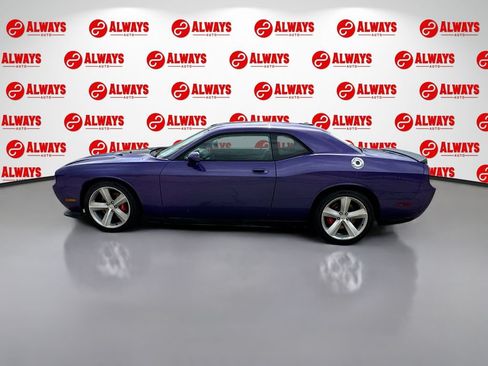 Used 2010 Dodge Challenger SRT8 w/ SRT Option Group II RWD image 9