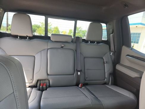 Used 2024 Chevrolet Silverado 1500 LTZ w/ LTZ Premium Package AWD/4WD image 15