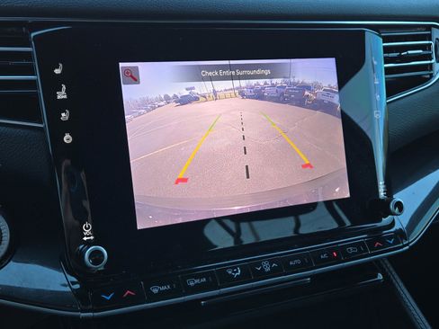 Used 2023 Jeep Wagoneer 4WD w/ Premium Group I image 31