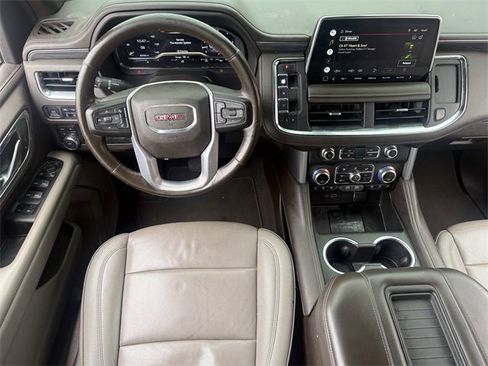 Used 2022 GMC Yukon SLT w/ SLT Premium Package image 12