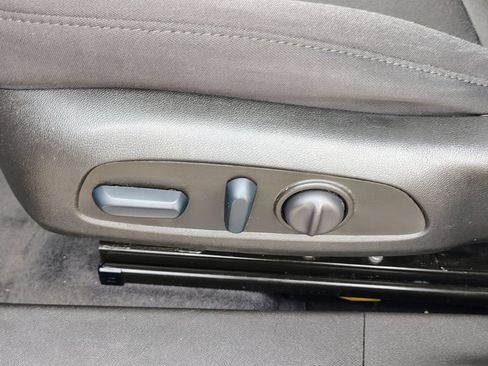 Used 2022 Chevrolet Malibu LT FWD image 17