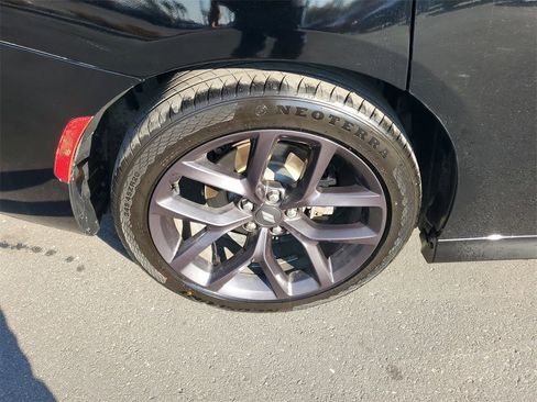 Used 2020 Dodge Charger GT w/ Blacktop Package image 7