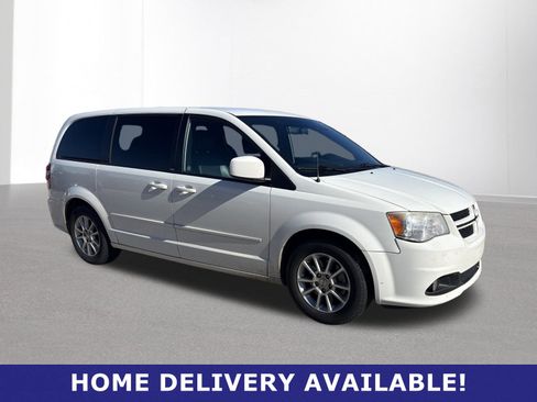 Used 2013 Dodge Grand Caravan R/T image 1