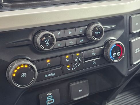 Used 2023 Ford F350 XLT w/ 360-Degree Camera Package image 31