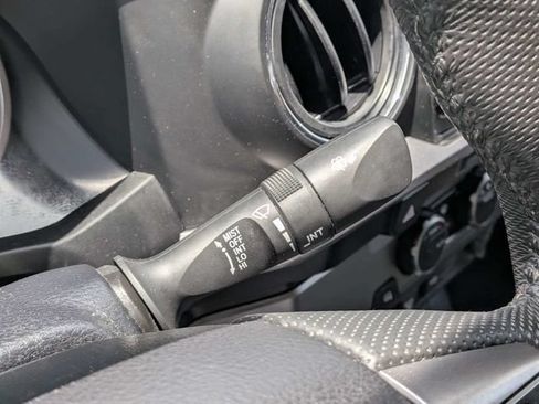 Used 2022 Toyota Tacoma SR5 w/ Technology Package RWD image 25