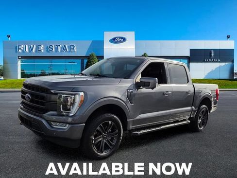 Used 2021 Ford F150 Lariat w/ Equipment Group 502A High AWD/4WD image 3