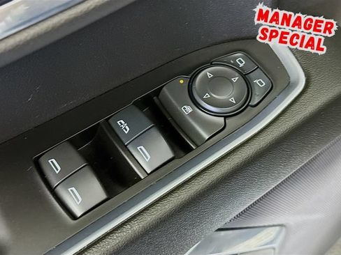 Used 2025 Chevrolet Silverado 1500 LT RWD image 20