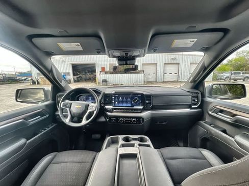 Certified 2022 Chevrolet Silverado 1500 LT w/ Safety Package RWD image 19