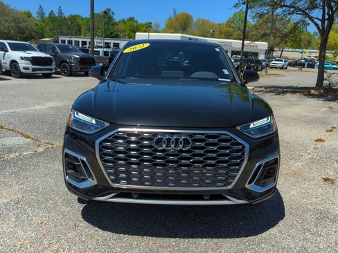 Used 2022 Audi Q5 2.0T Premium w/ Convenience Package AWD/4WD image 10