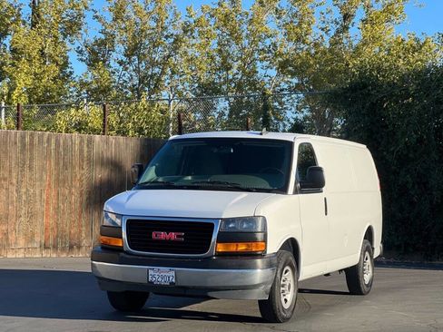 Used 2020 GMC Savana 2500 w/ Driver Convenience Package image 1