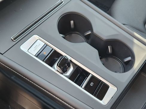 New 2026 Volkswagen Atlas SE AWD/4WD image 11