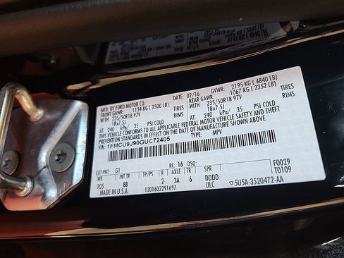 Used 2016 Ford Escape Titanium w/ Equipment Group 301A AWD/4WD image 14