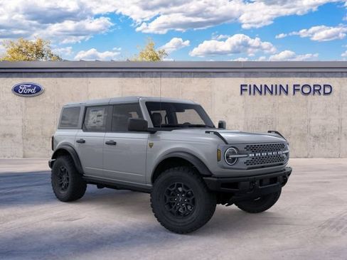 Used 2026 Ford Bronco Badlands AWD/4WD image 1