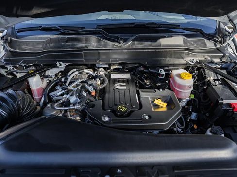 Used 2025 RAM 2500 Laramie image 29